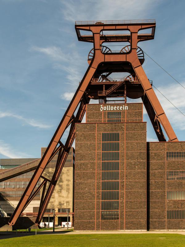 pexels-wolfgang-weiser-467045605-33153801