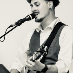 CDF2A543-EB3E-40BE-8B2F-FC20E9D33F14