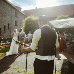 b8a37bac-53df-490a-aaac-b3c79d98d78c