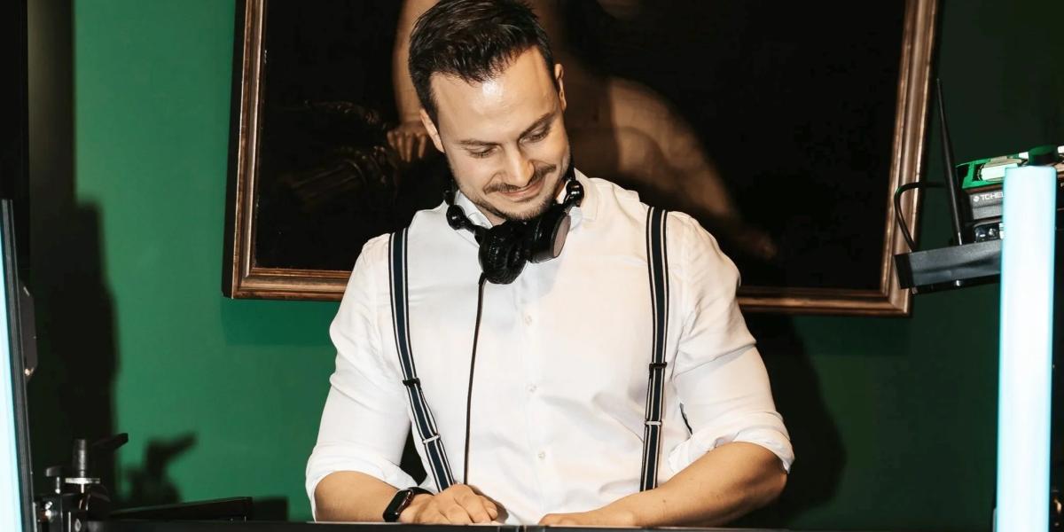 DJ Janis Hopfer