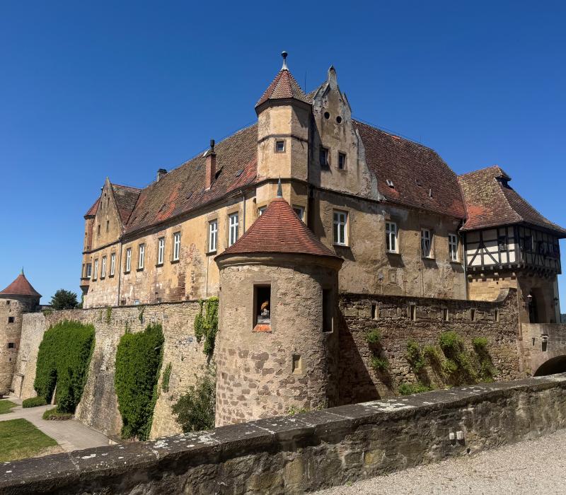 2026.05.28_02_Burg - @cathrin_allegra