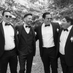 Groom-with-firends-candid-picture-italy-wedding