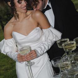 intimate-moment-wedding-couple-cocktail-hour