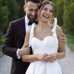 tuscany-wedding-photography-timeless-emotional-candid-portrait