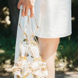 Braut mit Jimmy Choos