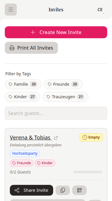 wedset.app invite management showing QR codes and personalized links